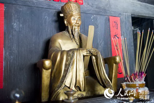 
     

     
W(xu)ʿFļҽ̼L(fng)
         Ԫݞ鸮u(y)Ϟ顰顱r(sh)Ľ̶ʢW(xu)߲NǶͨu(y)Aɻ(1466)Ѧh(yun)ߪڑЕ(sh)ߪζʷFߪݺ֌W(xu)ʿһ֮(ni)(dng)r(sh)(dng)r(sh)u(png)hٺҊ(jin)r(sh)ՓQ˞顰¹ʢ¡ϱu(y)顰IuҵFԝ(j)
    KһM(jn)ʿ62e_(d)594FѦh(yun)һW(xu)Ļpc(qun)áF䛡u(png)ɼ֮(yn)W(xu)֮֮SδߡĎ(k)ȫ(sh)䛭?c)^(gu)12N(Ŀ)оFġW(xu)xa(b)5N