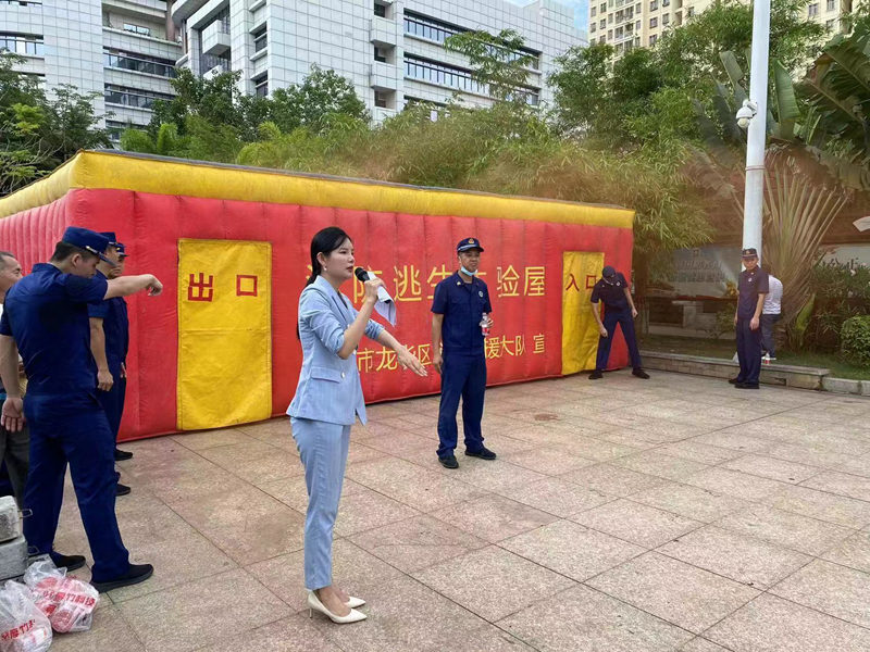 現(xiàn)場開展有獎問答互動，普及防災(zāi)減災(zāi)知識