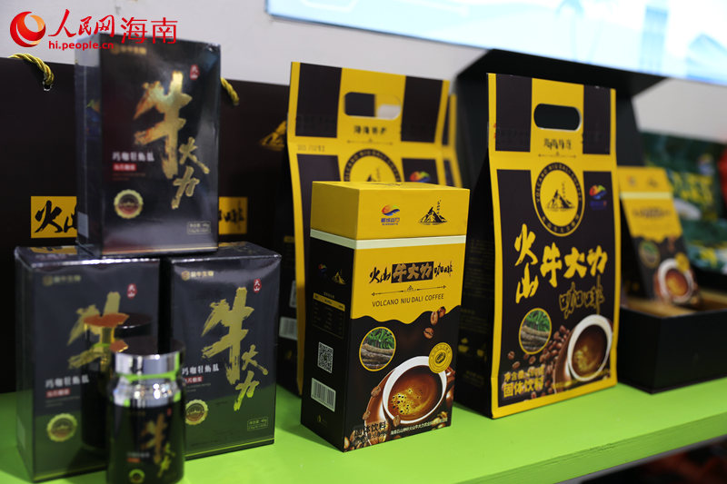 展出火山牛大力的產(chǎn)品。 人民網(wǎng)記者 孟凡盛攝