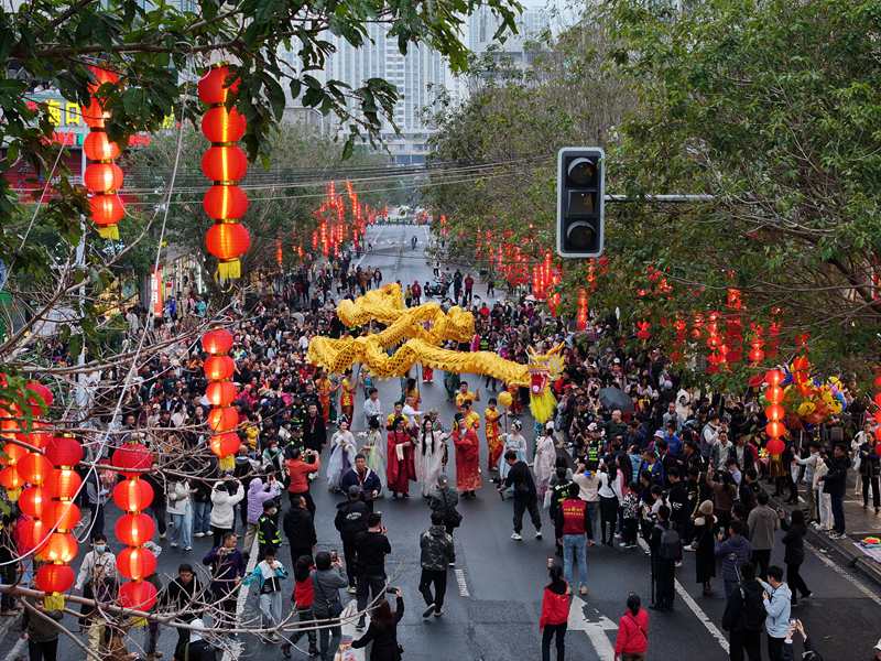 ?？谑协偵絽^(qū)府城元宵換花節(jié)活動(dòng)現(xiàn)場。主辦方供圖